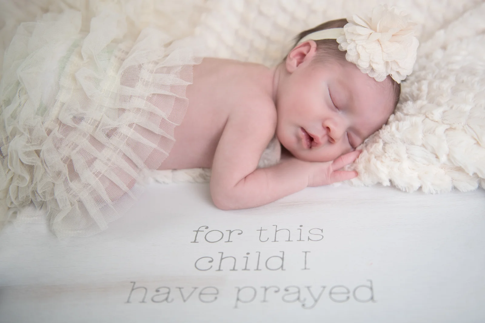 Elizabeth-Newborn-11.jpg
