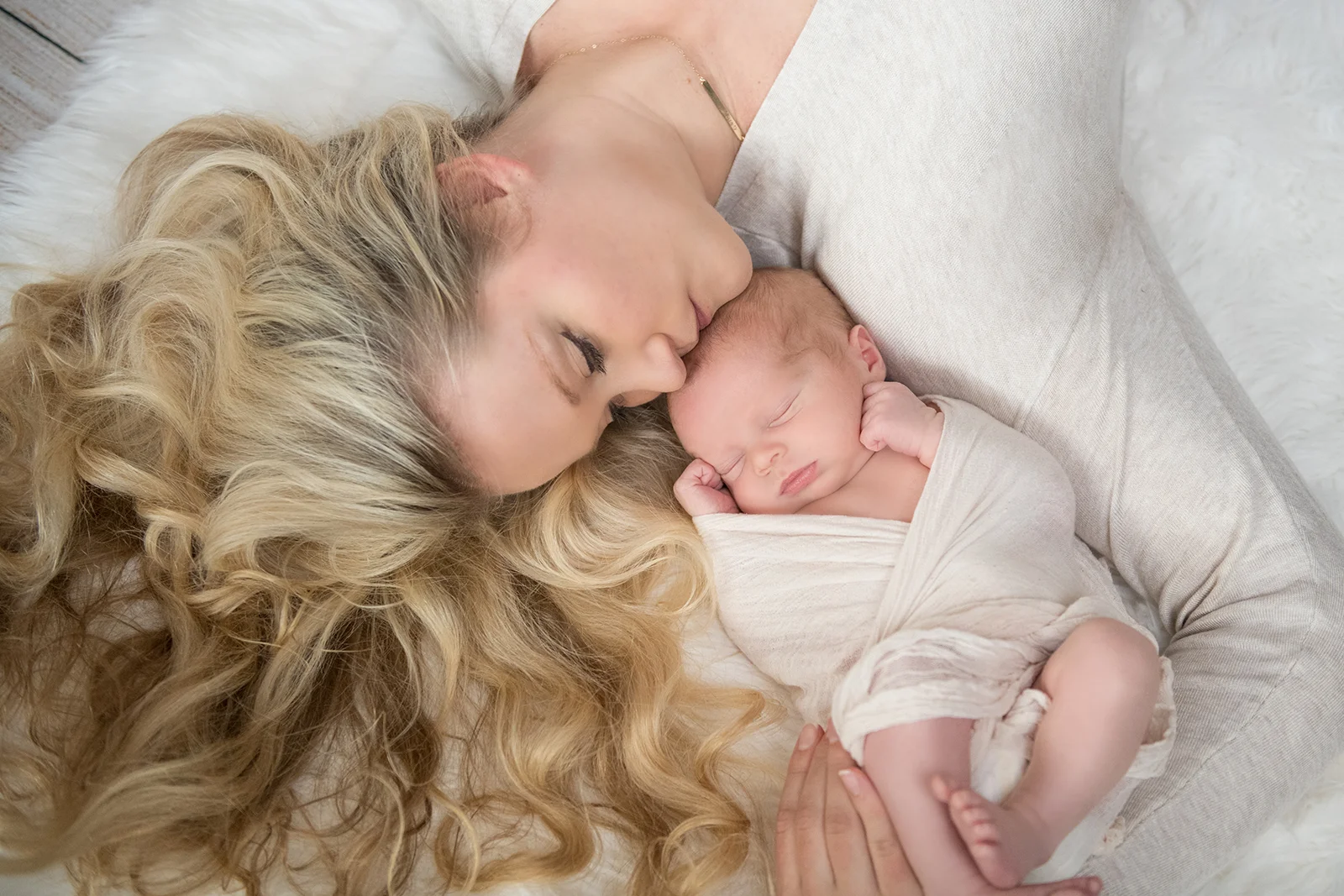 Justice-Newborn-16_lr.jpg