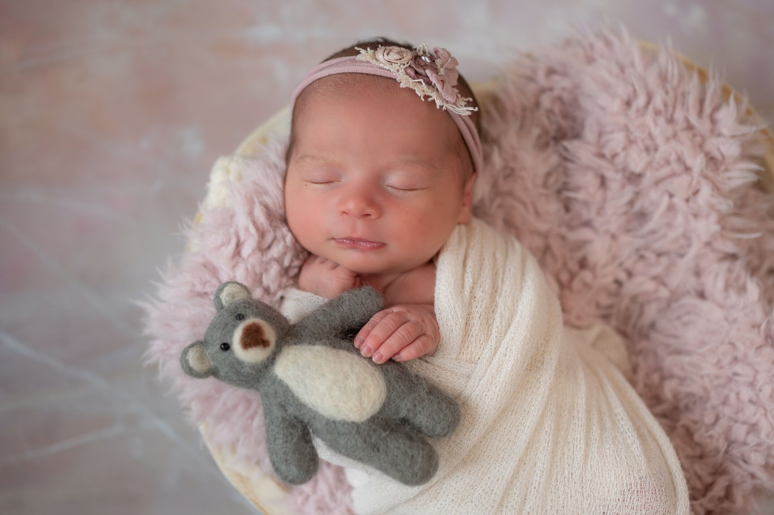 Brown-Newborn-043.jpeg