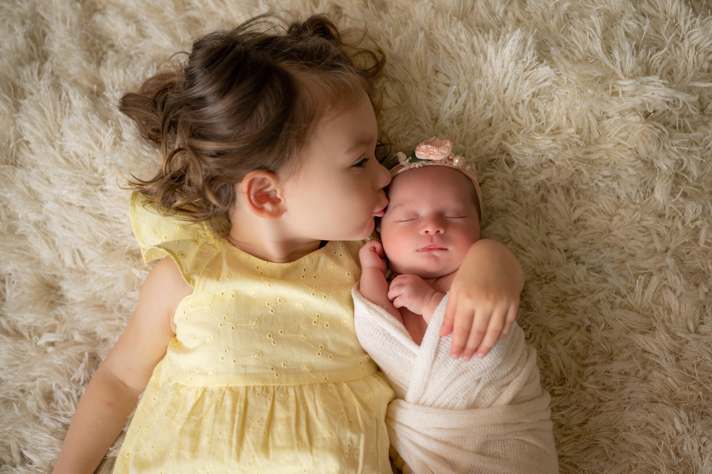 Brown-Newborn-004.jpeg
