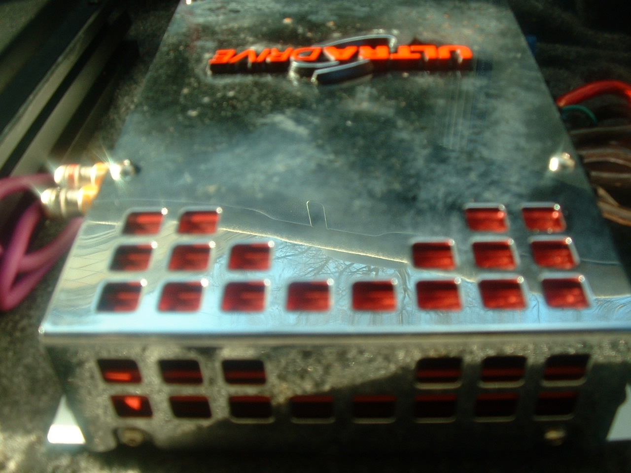 Amp - rear 6x9 power