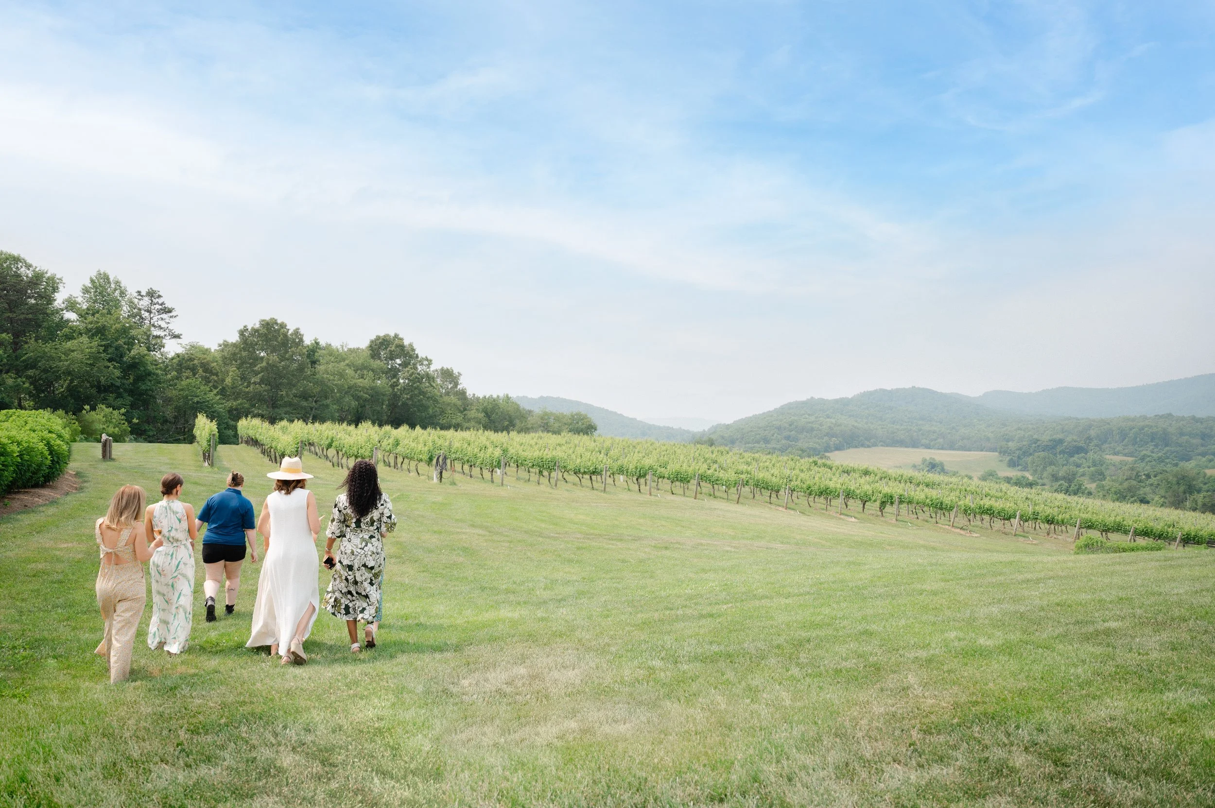 Copy of SeraPetrasPhotography_2023EstateTour+WineTasting-16.jpg