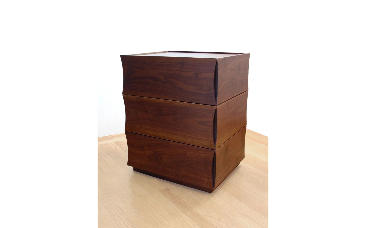 nightstand2_1500_60.jpg