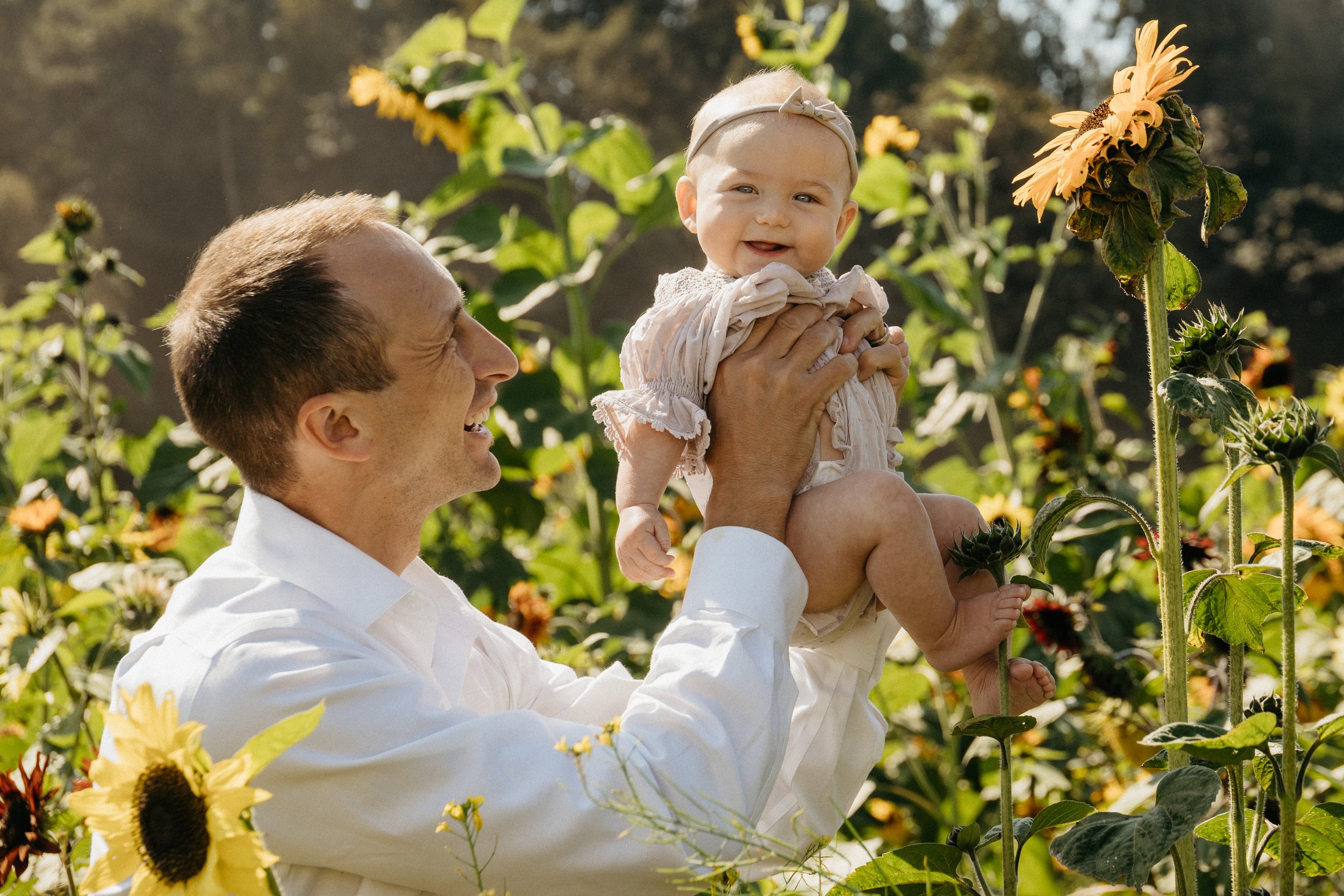 LouElla_6months (32 of 52).jpg