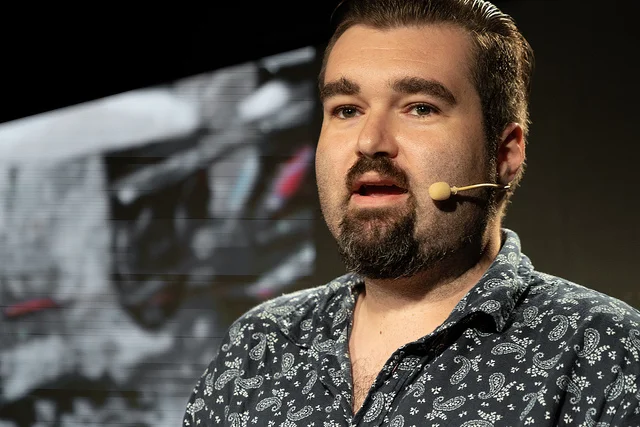 Brittan Aebischer sharing “Layers” at TEDxYouth @ JingShan, February 23, 2019