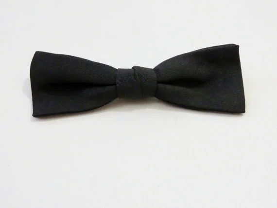 Vintage clip-on bow tie