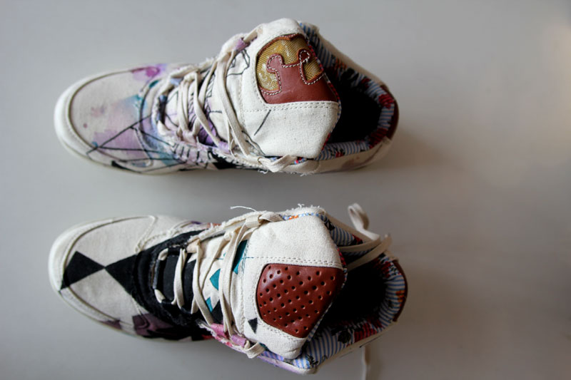 Shoe D / Size 43