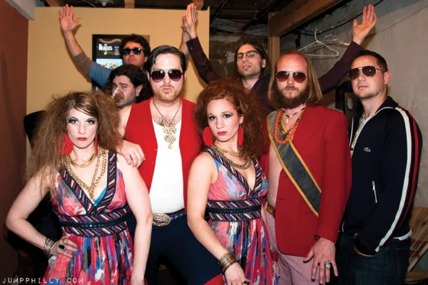 Help fund the new Johnny Showcase record! [Updated]