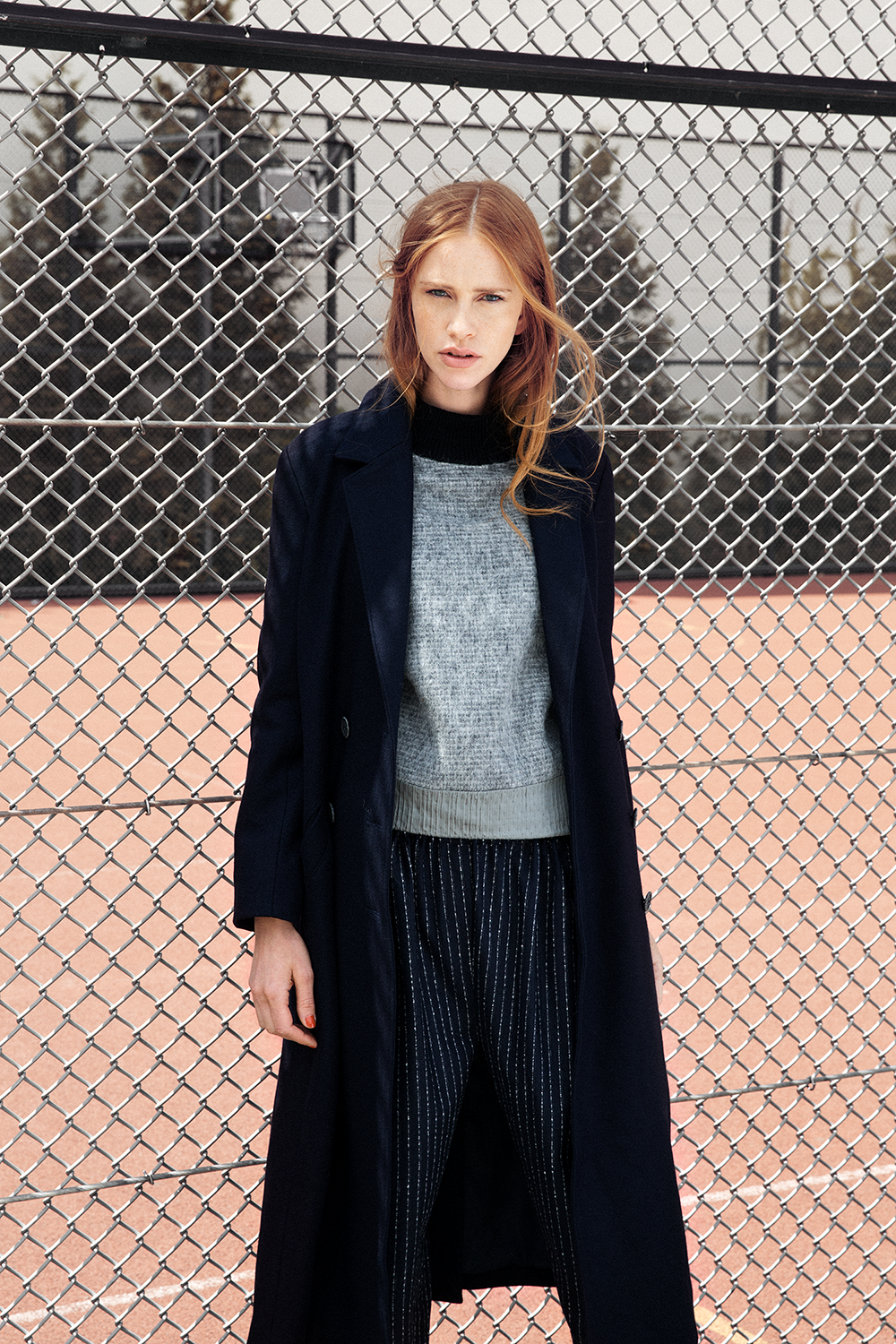 Lisa_Winter_Foto_photo_by_Lisa_Winter_Lisa_Winter_Fotografie_Lisa_Winter_3K2A0503_LISA_WINTER_FOTO_LisaWinter_THERESA_GENTH_OE_MAGAZIN_Œ_JULI_2015.png