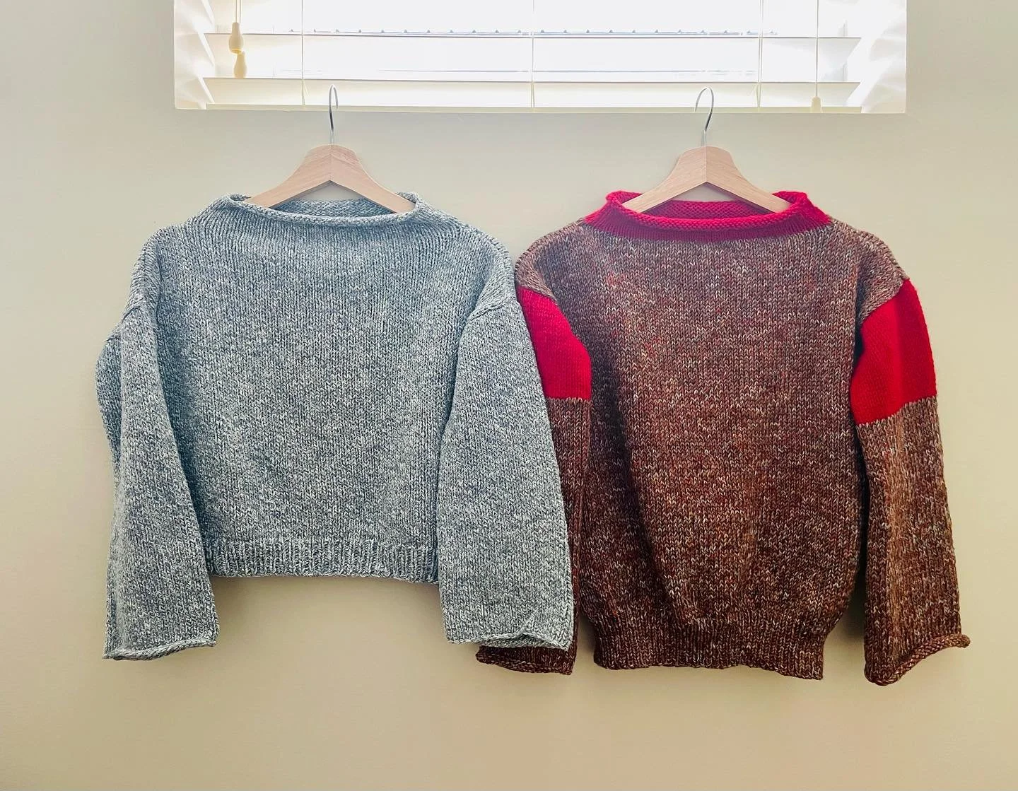 A pattern so nice I made it twice (over the last decade😅) Will never use a bag of vintage skeins again because running out of yarn really sucked! #knitting