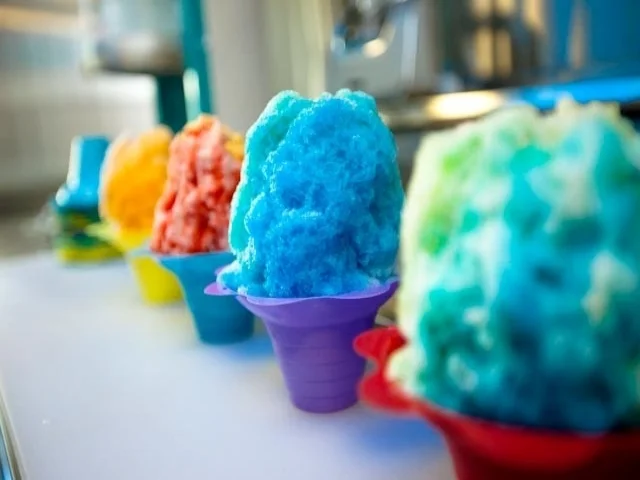 3.shave_.ice_in line.jpg