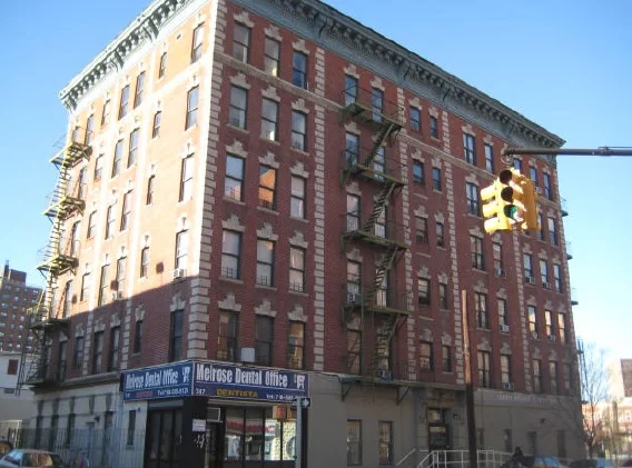 747melrose.jpg