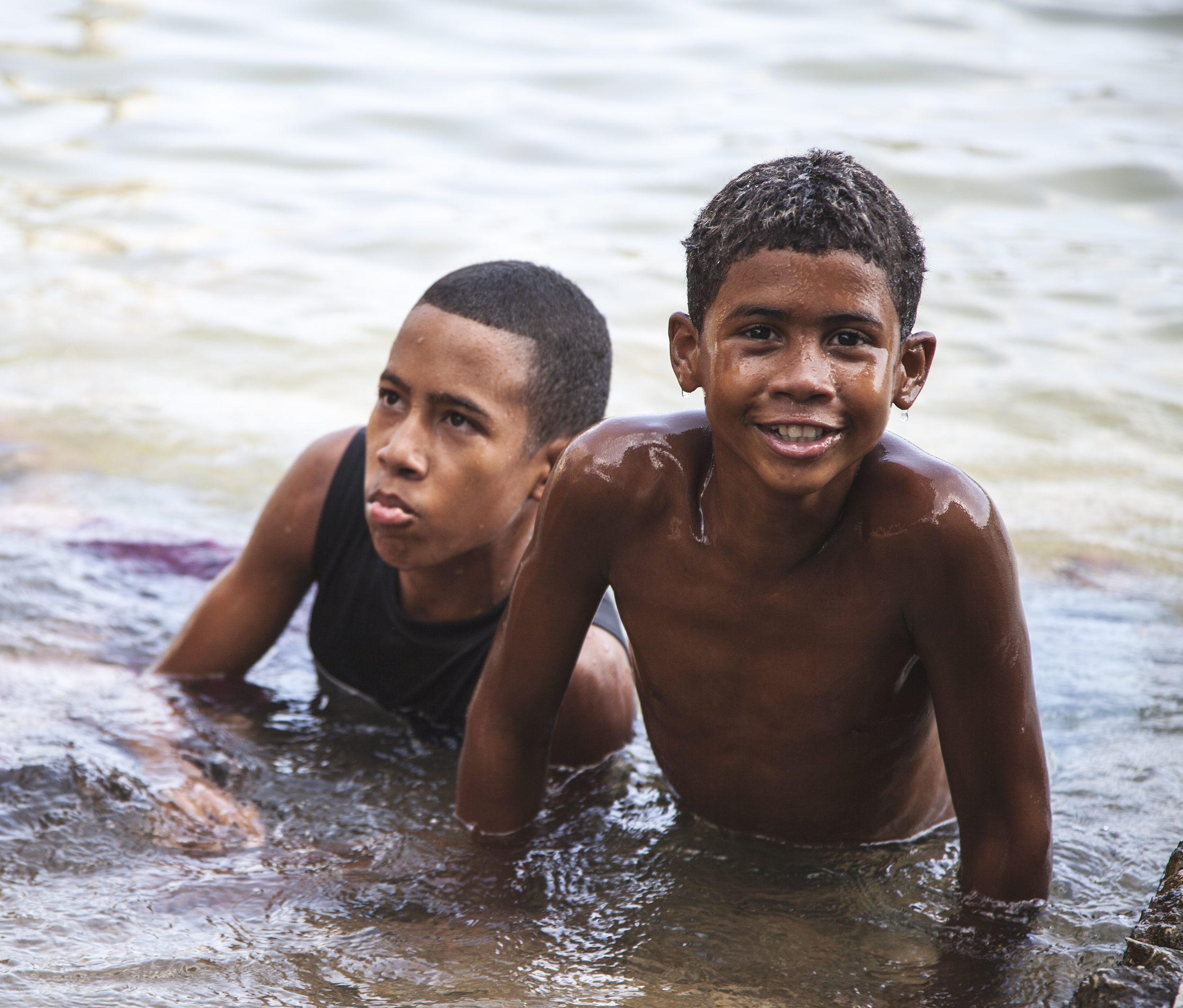 54_CUBA_LAKEKIDS_8708W.jpg