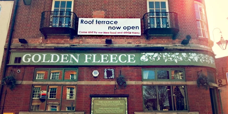 goldenfleece-roof-terace-now-open.jpg