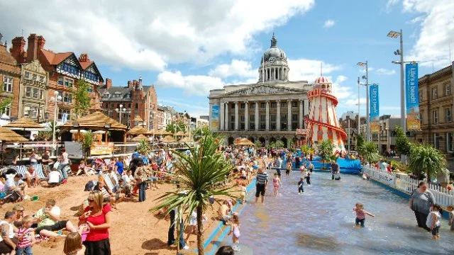 nottingham-beach-2016-1469198265-list-handheld-0.jpg