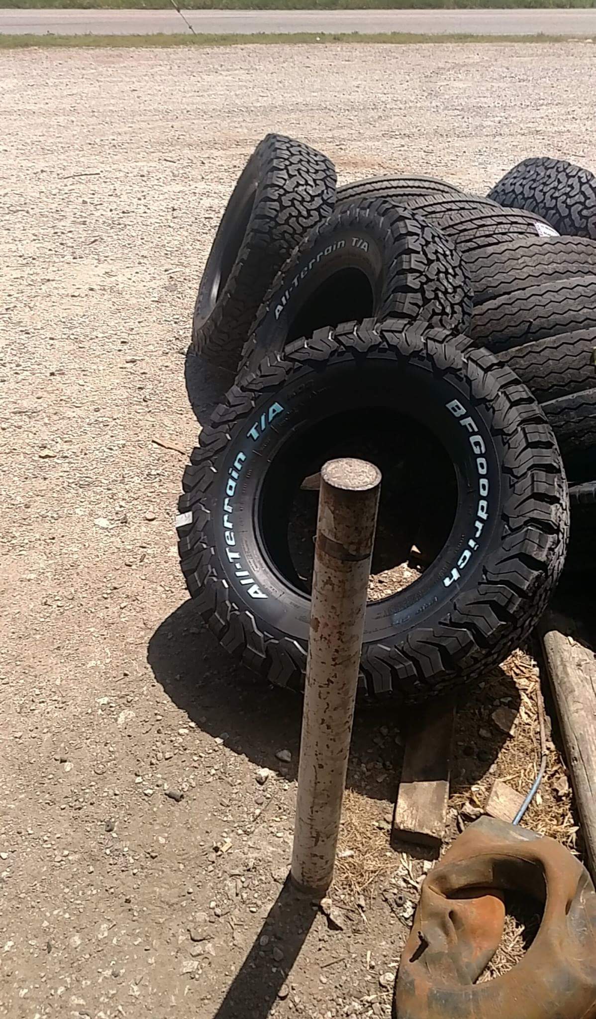 RTF sent me this as a surprise. 275/70R17 BFG K02.