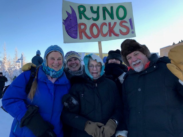 VIP Ryno Kennel fans at the start led by 80 year old Ardene! Thank you for braving those sub zero temps Ardene!
