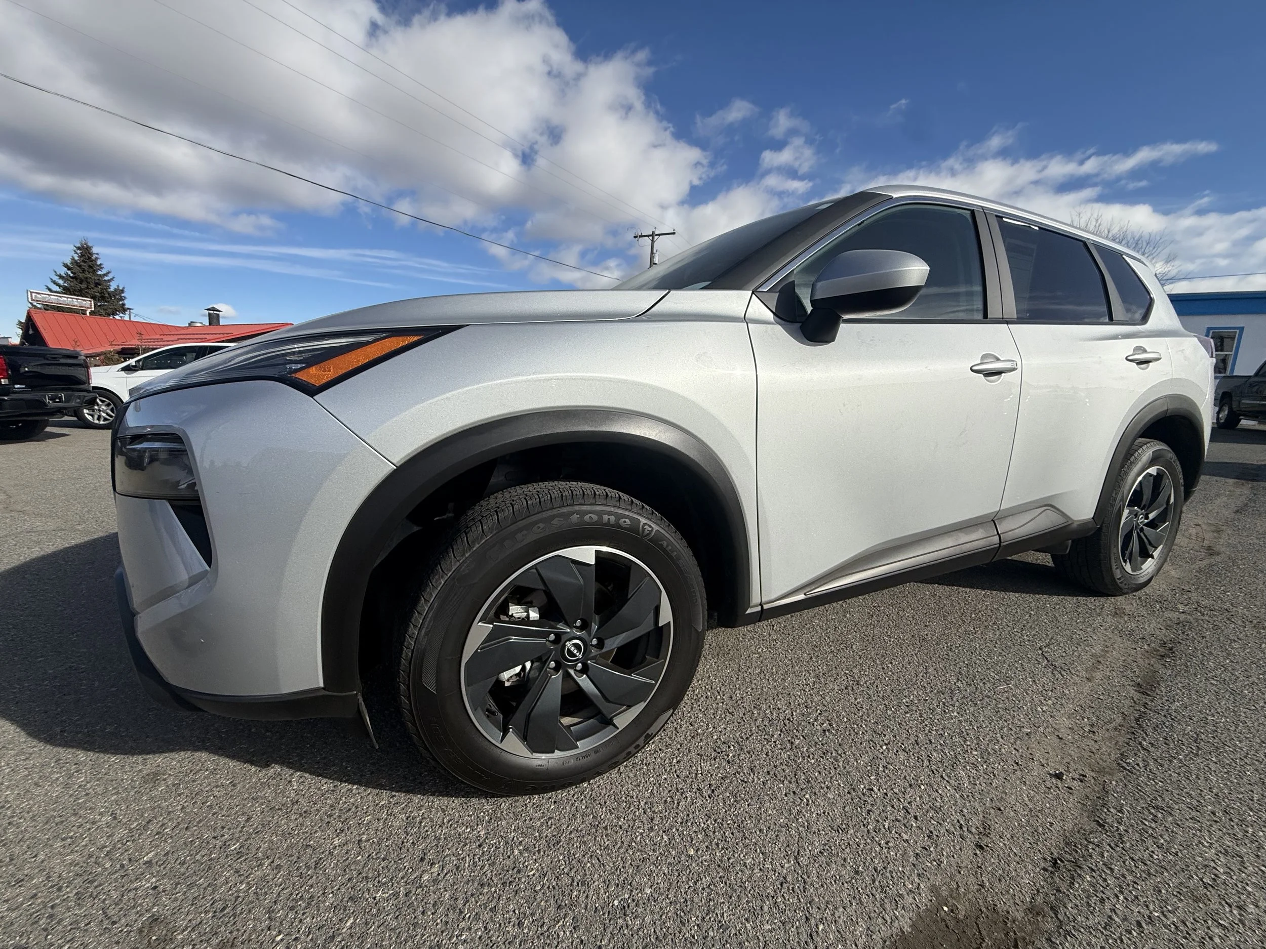 2024 Nissan Rogue SV | 36454 miles