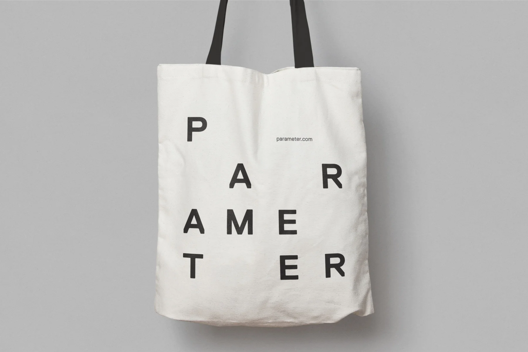 Parameter_Tote_1800x1200px_FA.jpg