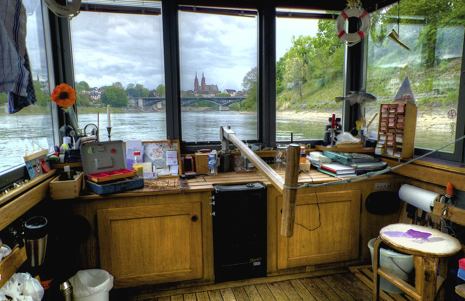 The cabin is the control room, the ticket office, the living room and a photographer dream.