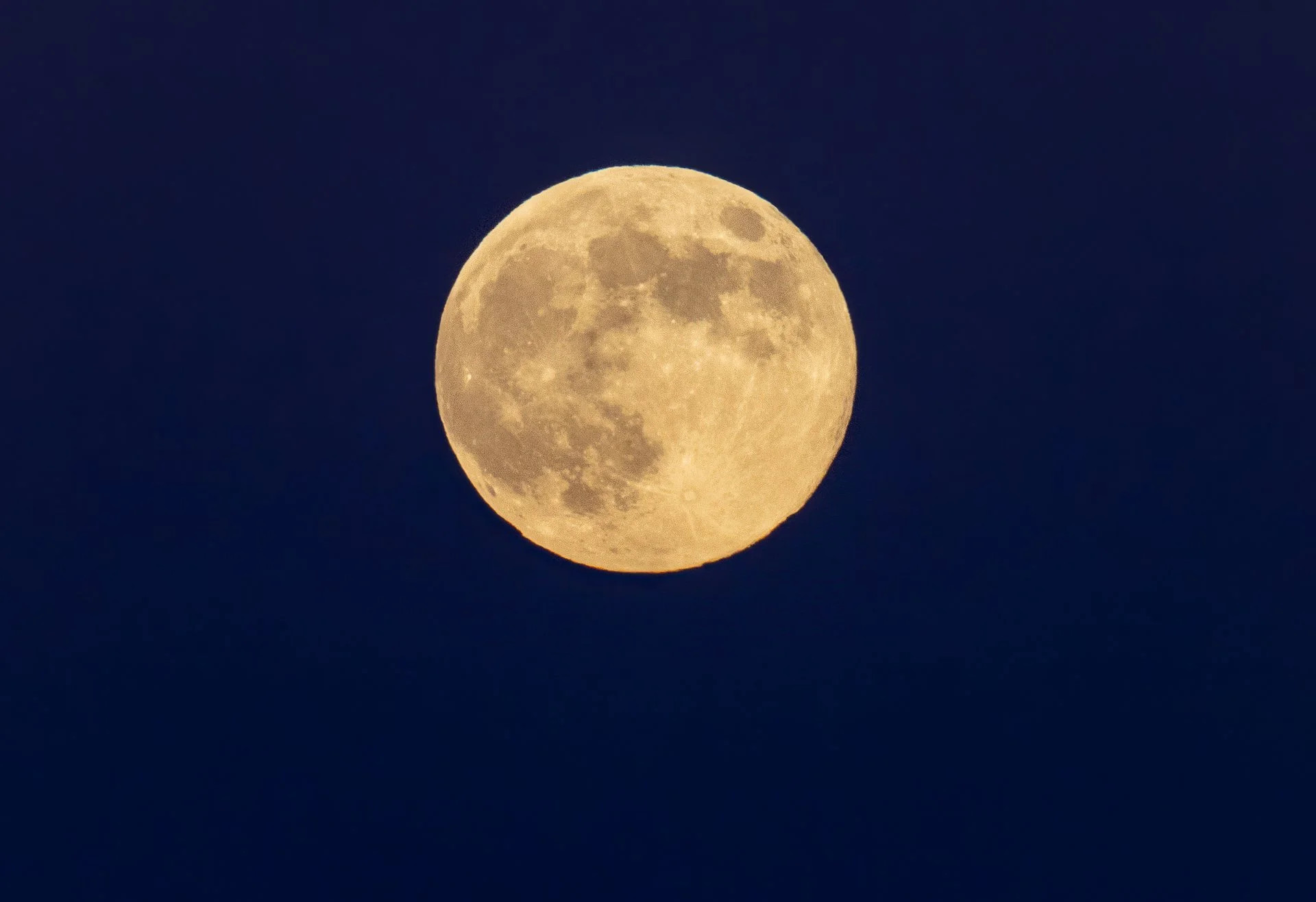 Moon-37.jpg