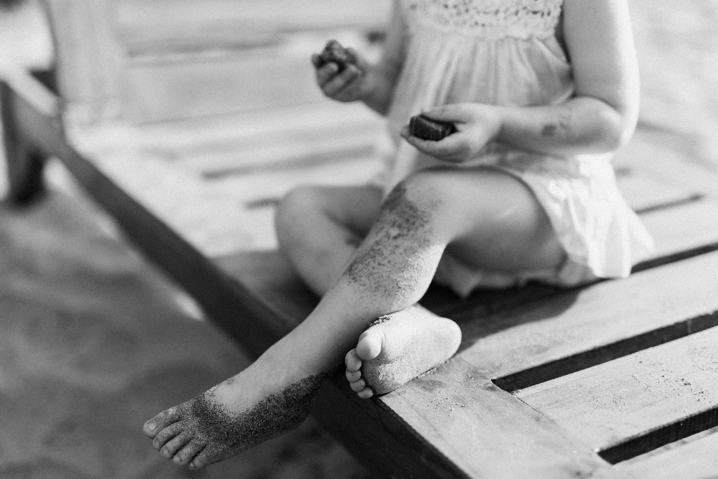 Motherhood Portraits, Laura Rowe Photography.jpg
