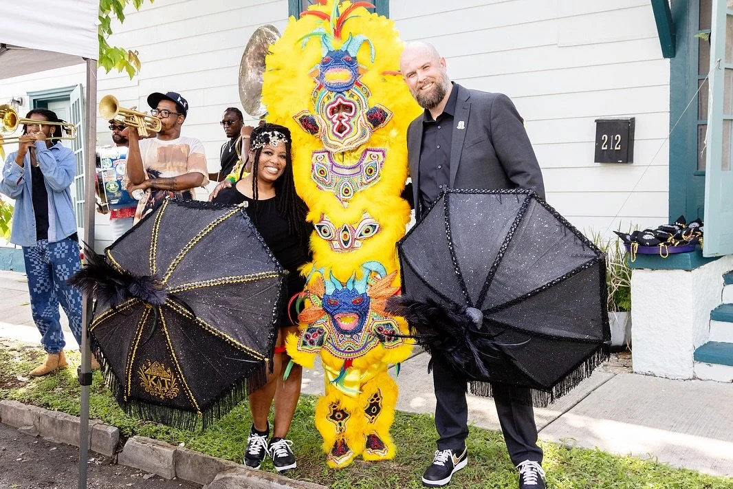 This wasn&rsquo;t your typical pre-wedding gathering. 💍Tyra &amp; Ken turned their block in Algiers point, into a celebration of love, New Orleans style. 🖤

Friends, family, neighbors&hellip; everyone came out. A live rock band played. A second lin