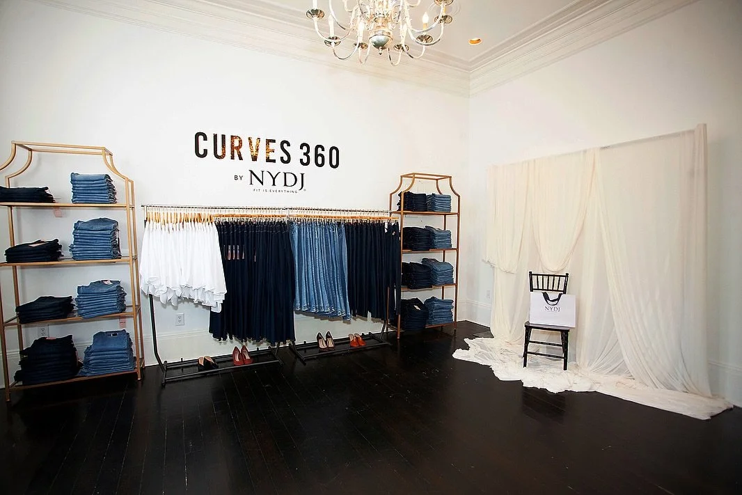 Long before I had language for strategy, I was paying attention to people, what they responded to, what resonated, and why.

Photography has always been part of how I observe and tell stories. Today, that visual foundation works alongside marketing a