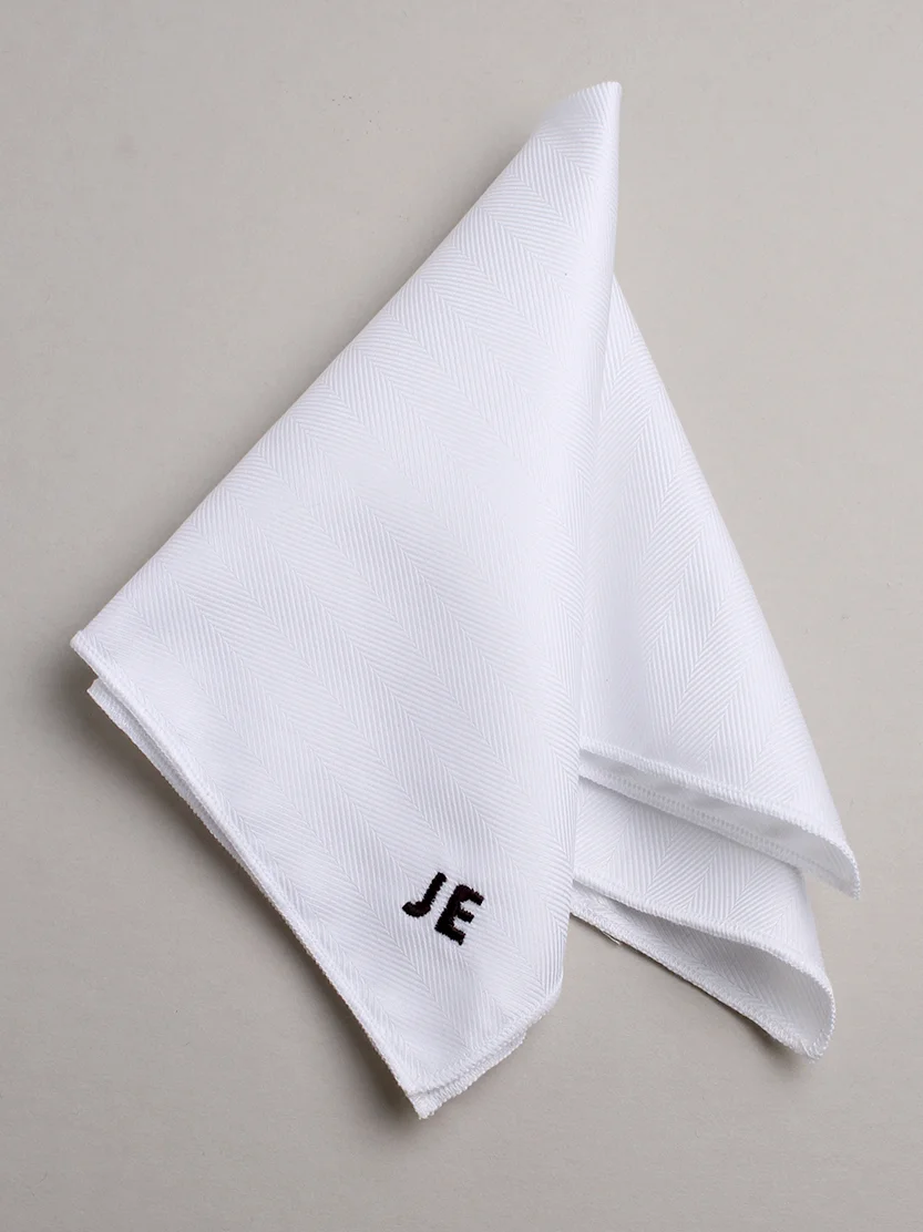 White_Chain_BlackMonogram_2.jpg