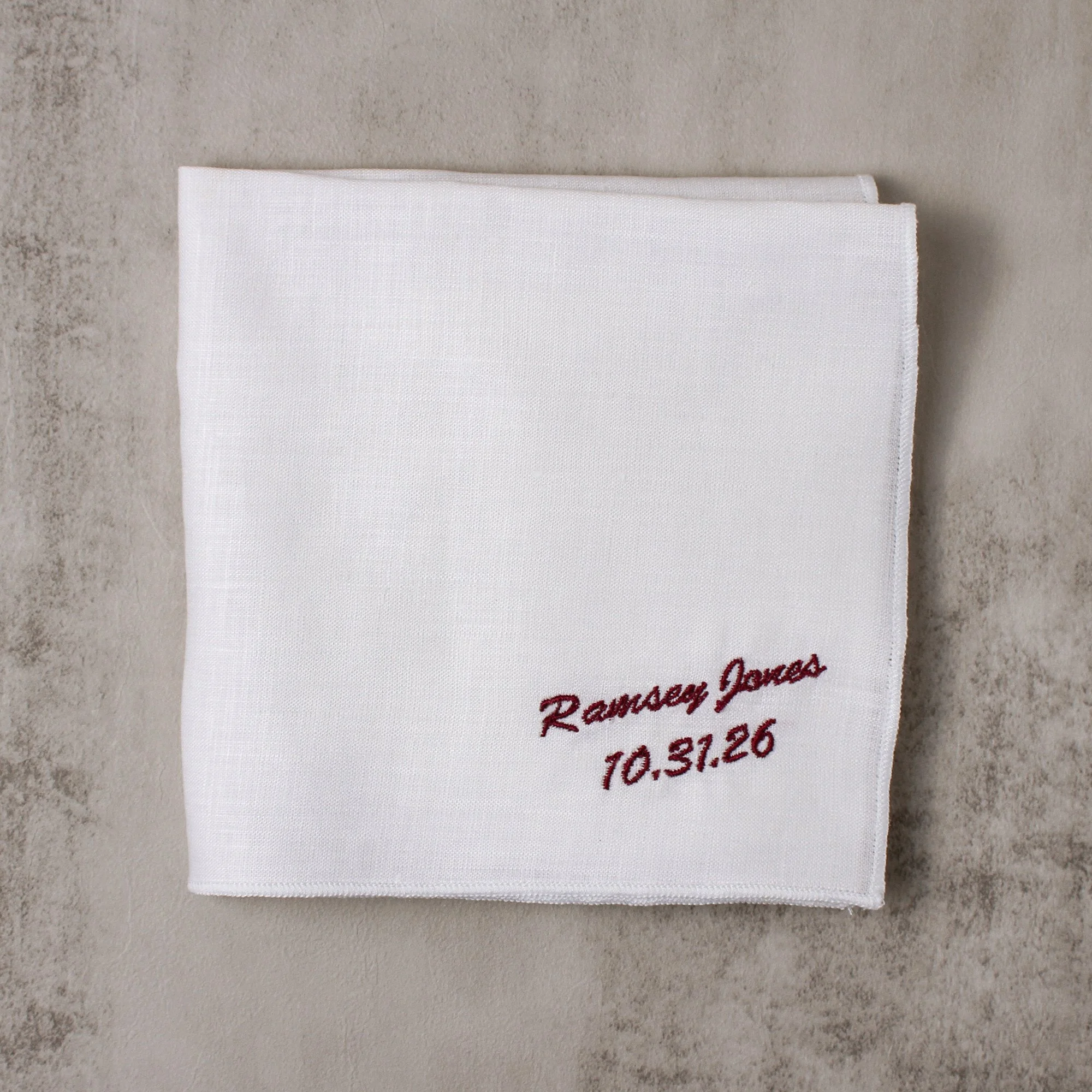 NameEmbroidery_Linen_Full.jpg