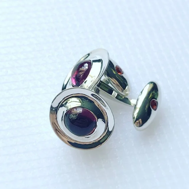 New set of saucer cufflinks - sterling silver, pink tourmaline cabs and faceted sapphires. Something to see from the front and the back. Recently made a custom set of these for a Father&rsquo;s Day gift with the lovely couple&rsquo;s kid&rsquo;s birt