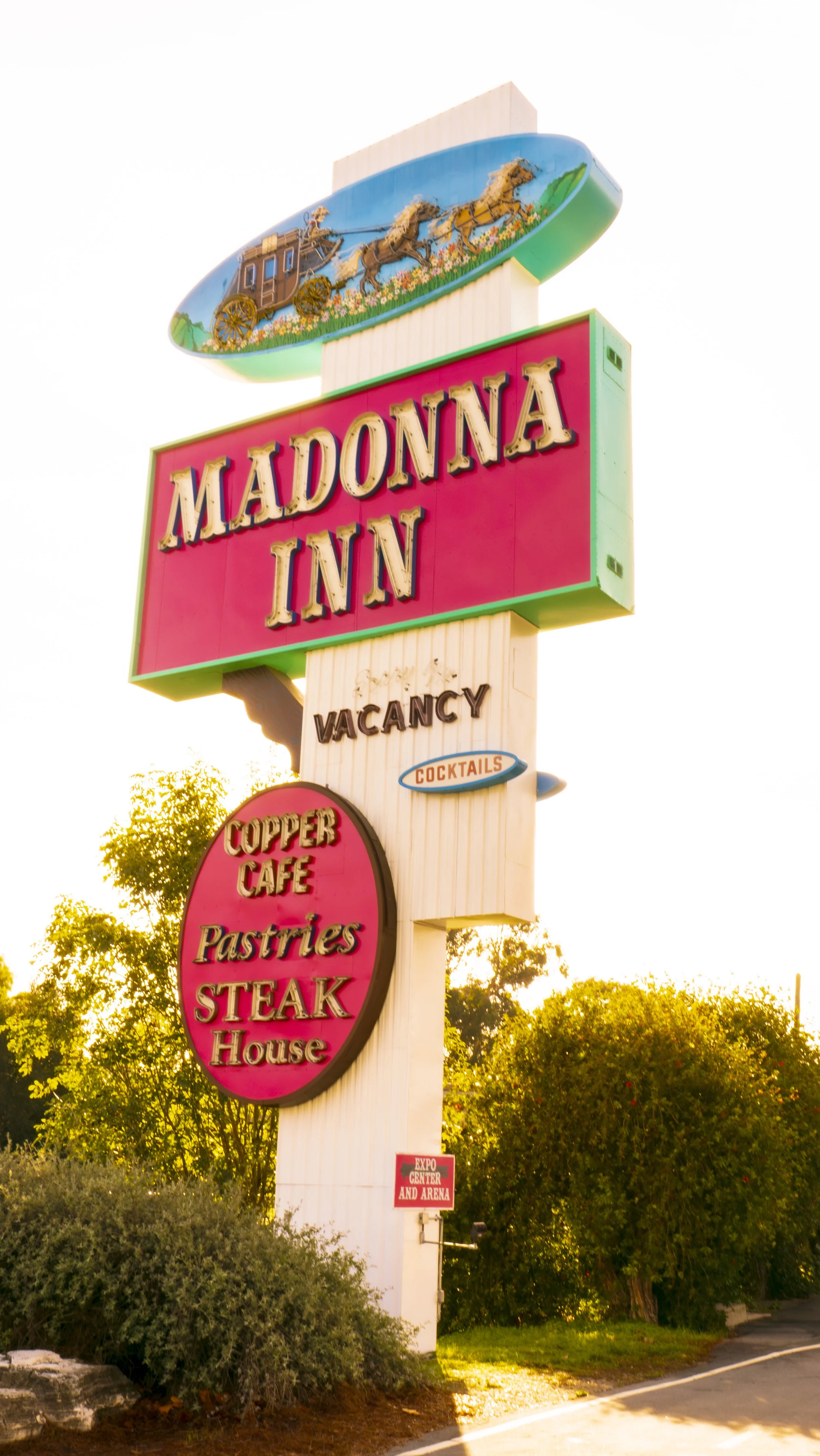 madonnainntrip25_01_50.JPG