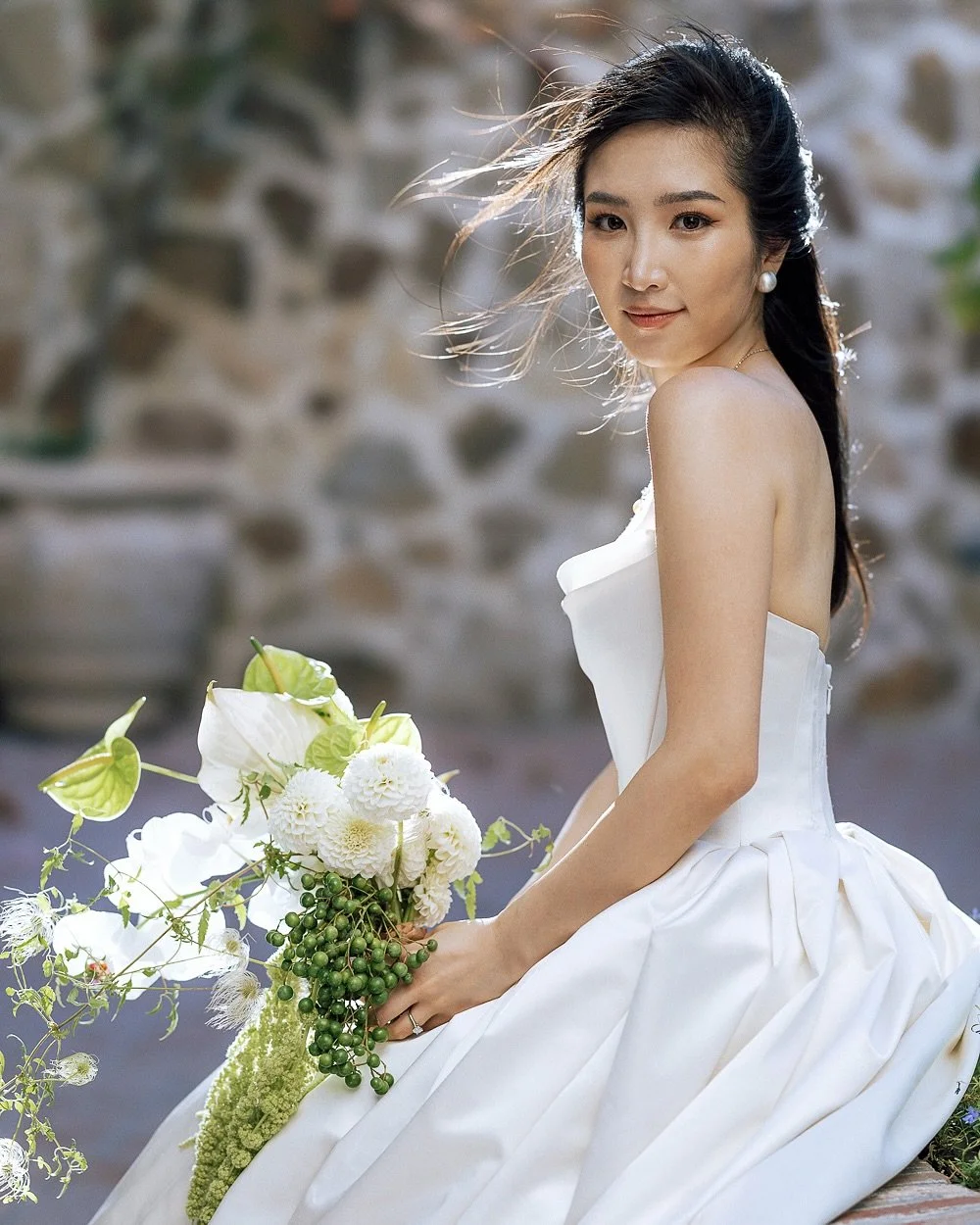 Our couple took creativity to a whole new level — the video segment of their wedding was transformed into a mesmerizing kaleidoscope dome, like an art installation straight out of a museum. Guests could lie back inside and watch a film about th