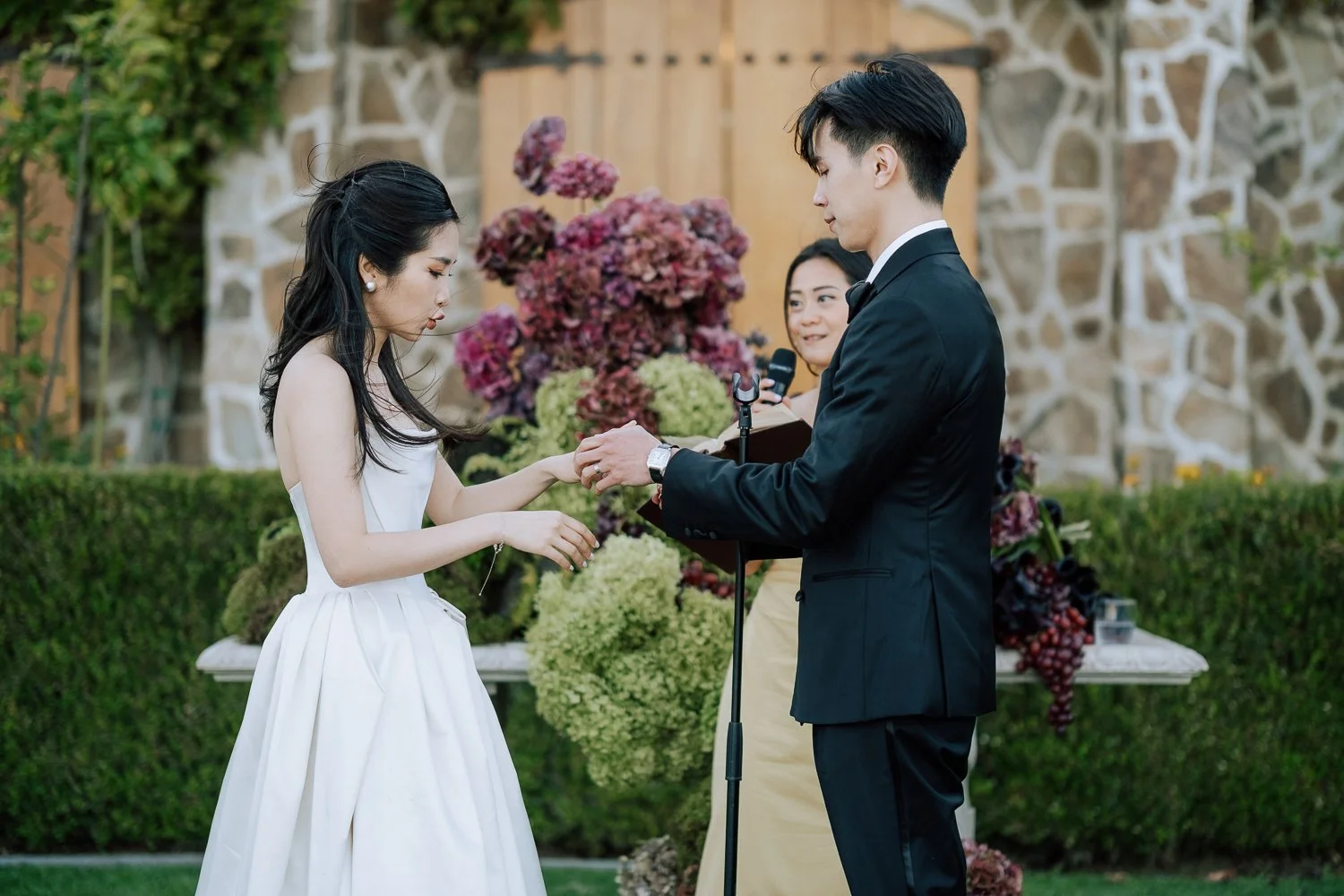 071 - Jacuzzi Family Vineyards Sonoma Napa Valley Wedding Photo - XT4C9615.jpg