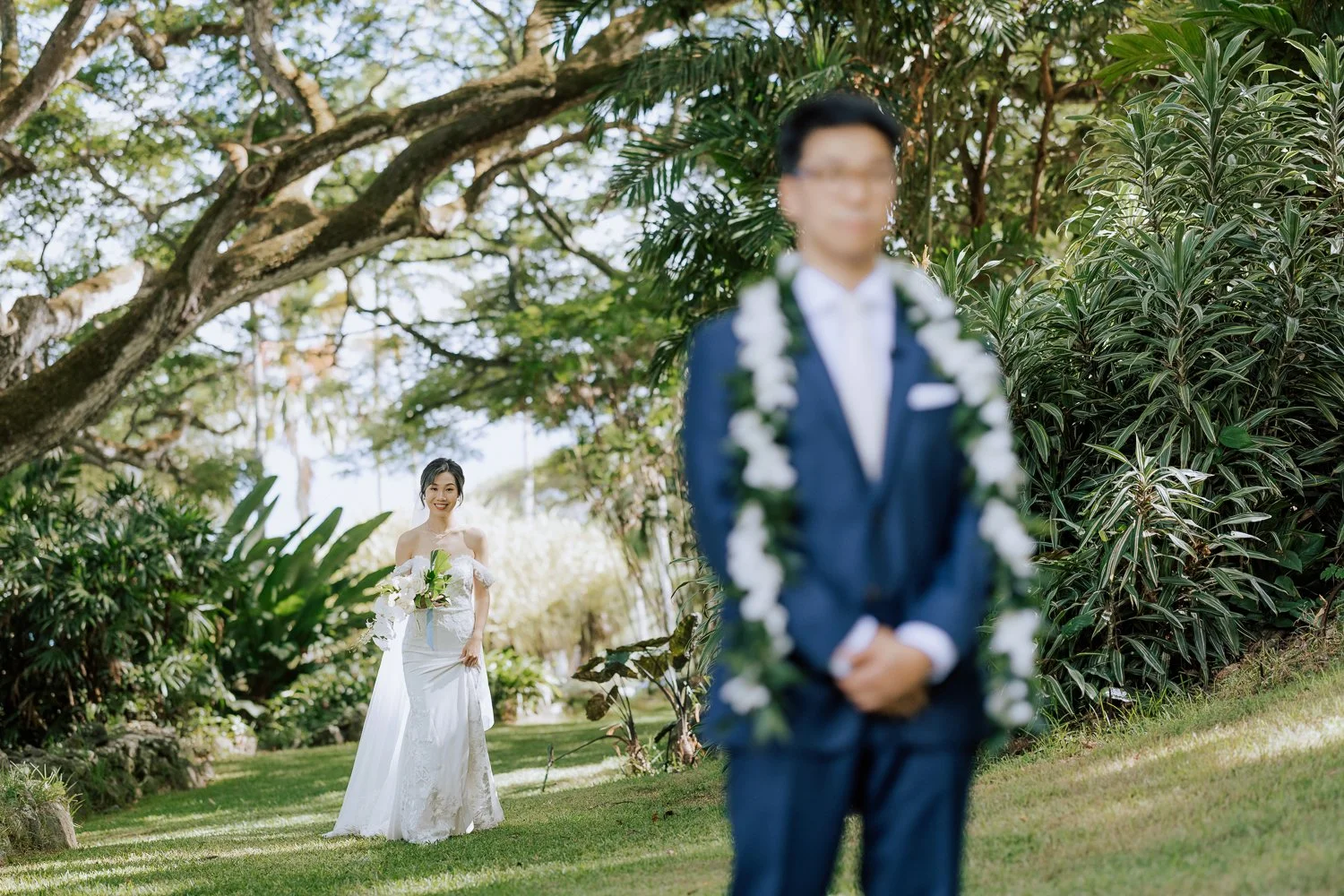 042- Paliku Gardens Kualoa Ranch Honolulu Hawaii Wedding -0L0A6621.jpg