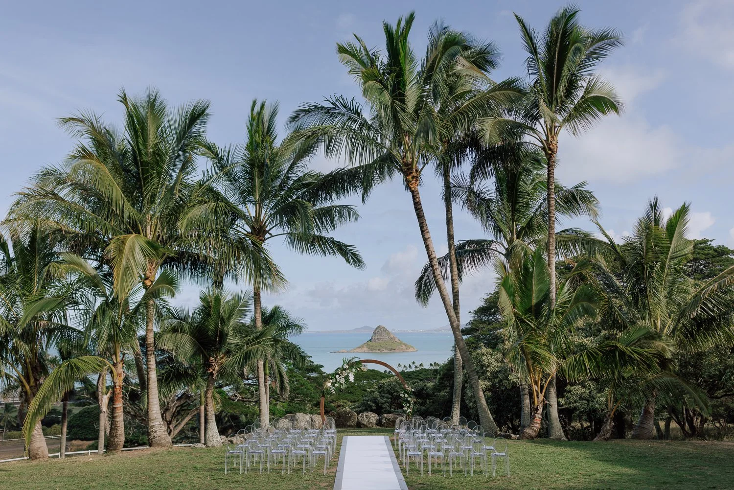 054- Paliku Gardens Kualoa Ranch Honolulu Hawaii Wedding -C42A2500.jpg