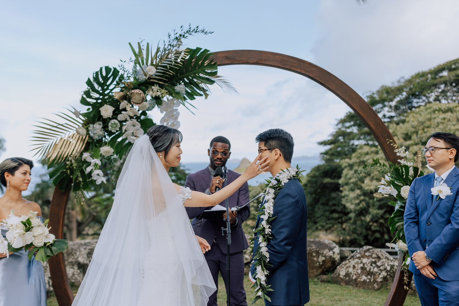 088- Paliku Gardens Kualoa Ranch Honolulu Hawaii Wedding -C42A3082.jpg
