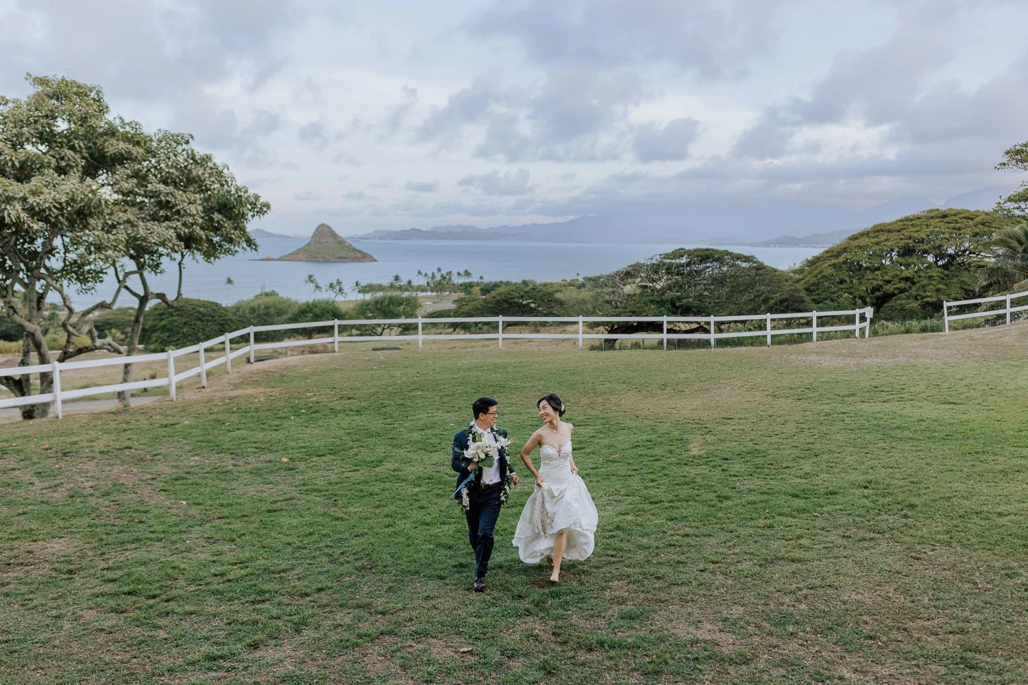 098- Paliku Gardens Kualoa Ranch Honolulu Hawaii Wedding -C42A3975.jpg