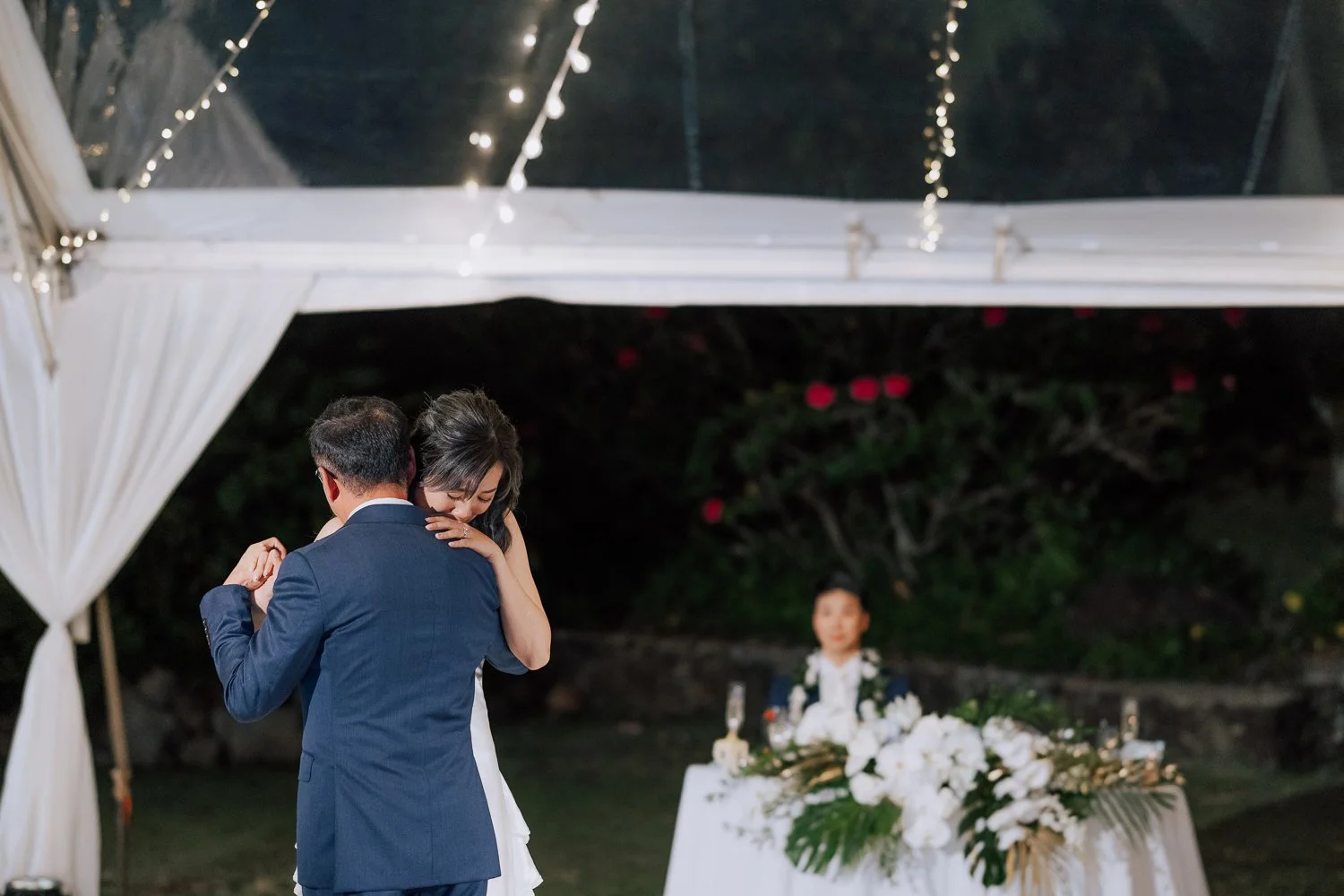 142- Paliku Gardens Kualoa Ranch Honolulu Hawaii Wedding -0L0A8872.jpg