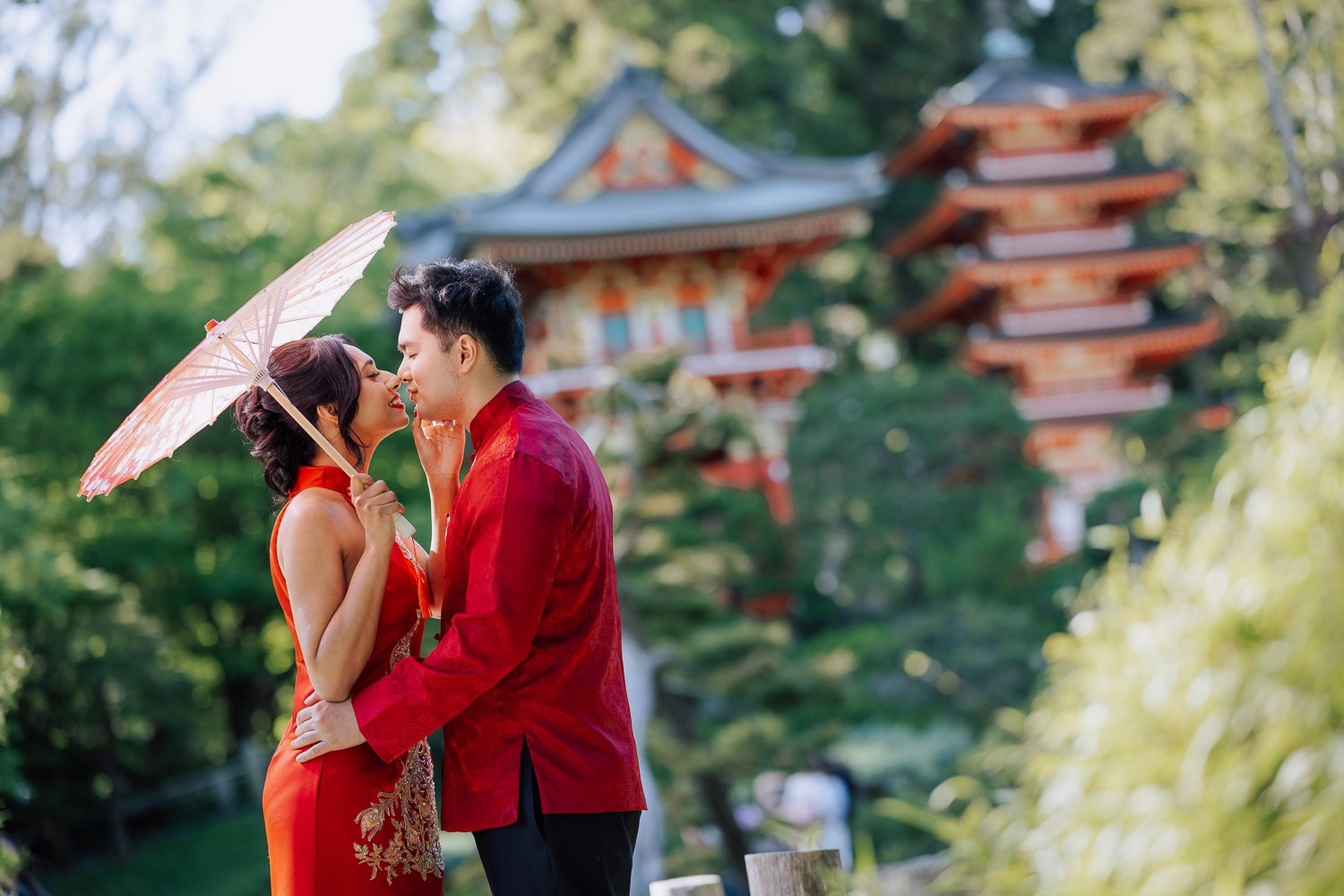 San Francisco Engagement | Chinatown, Japanese Tea Garden and Baker Beach