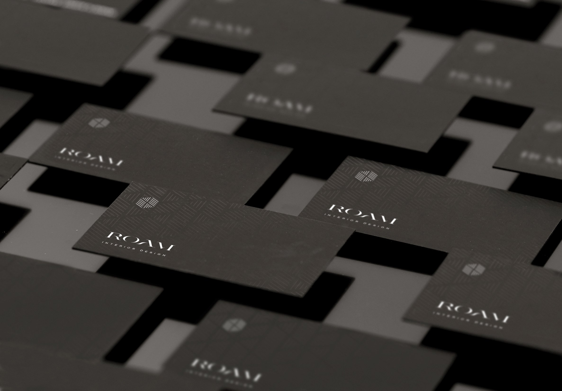 roam_serif1_BusinessCards_16.jpg
