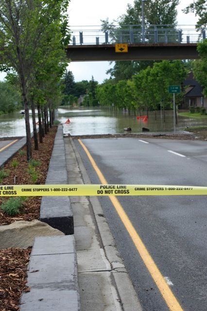 Calgary flood pictures, general contractor Calgary, renovations, restoration company, contractor Calgary 19.jpg