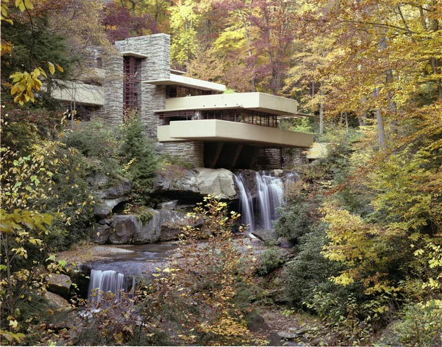 Frank Lloyd Wright: Nature Inspired Modern Design and Architecture - Lessons for Building Green 