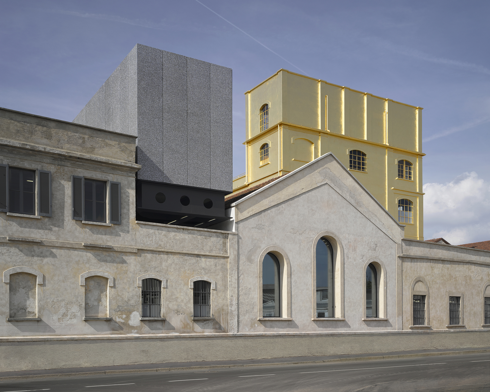 Milan Fondazione Prada. Photo: http://oma.eu/projects/fondazione-prada. Image Credit: http://www.domusweb.it/