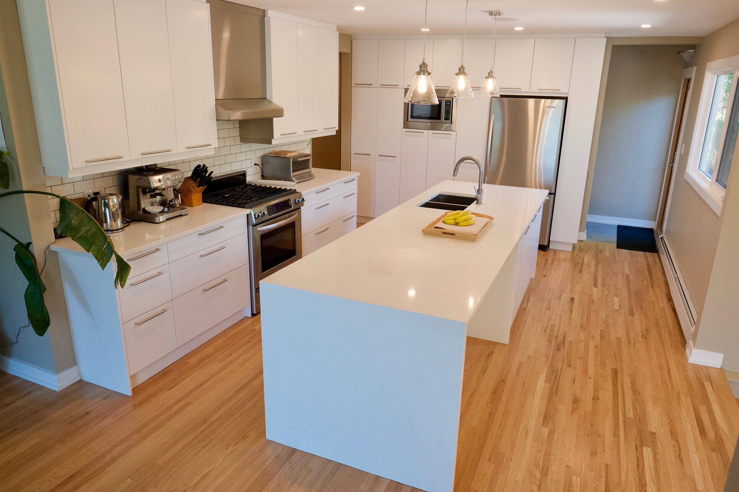 modern kitchnen, house addition Calgary.jpeg