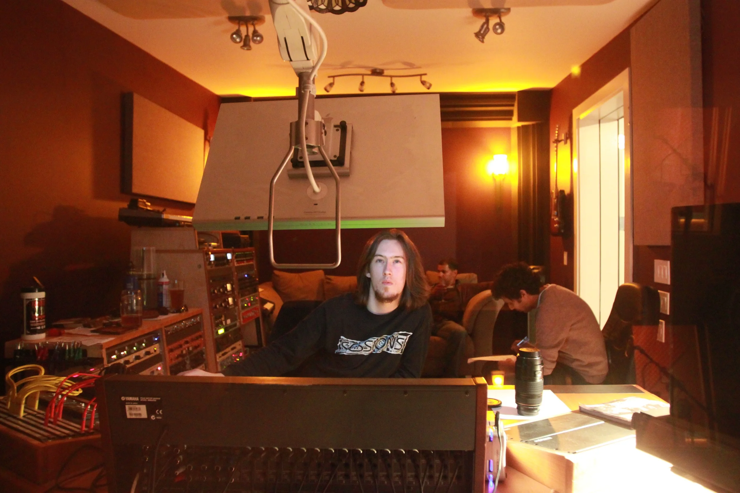 CREW-03.jpg
