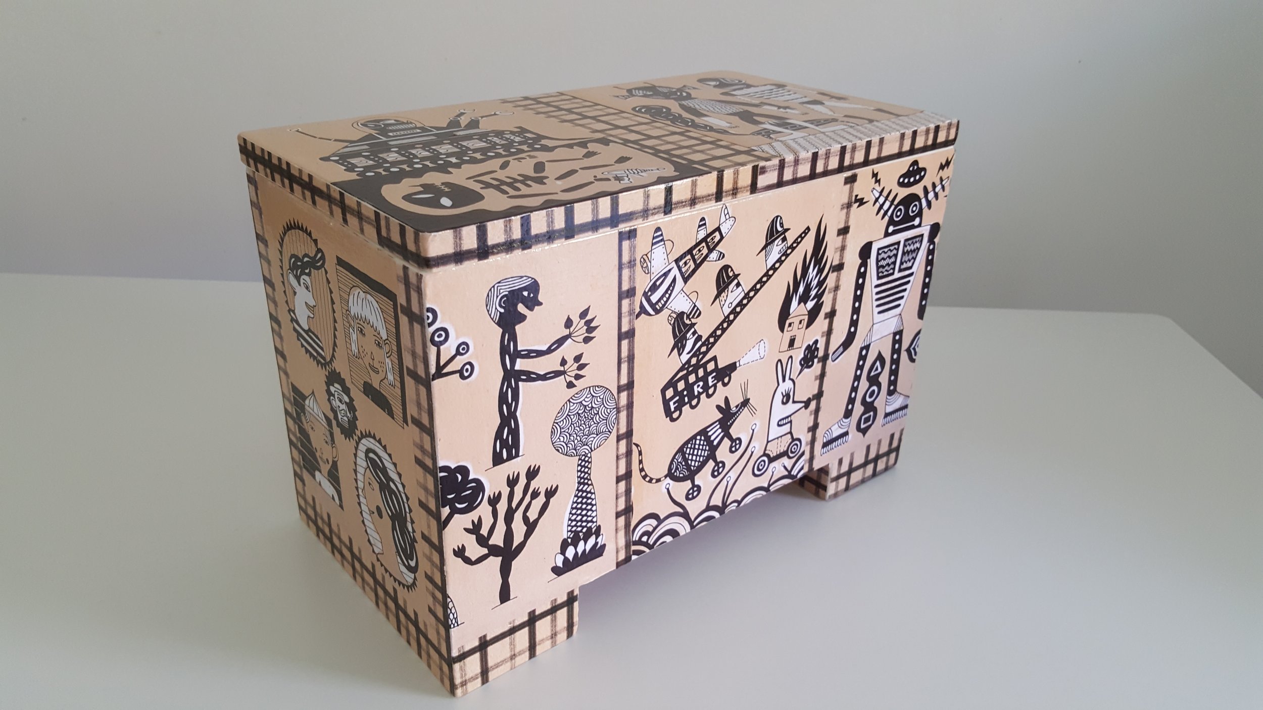 Customized wooden box