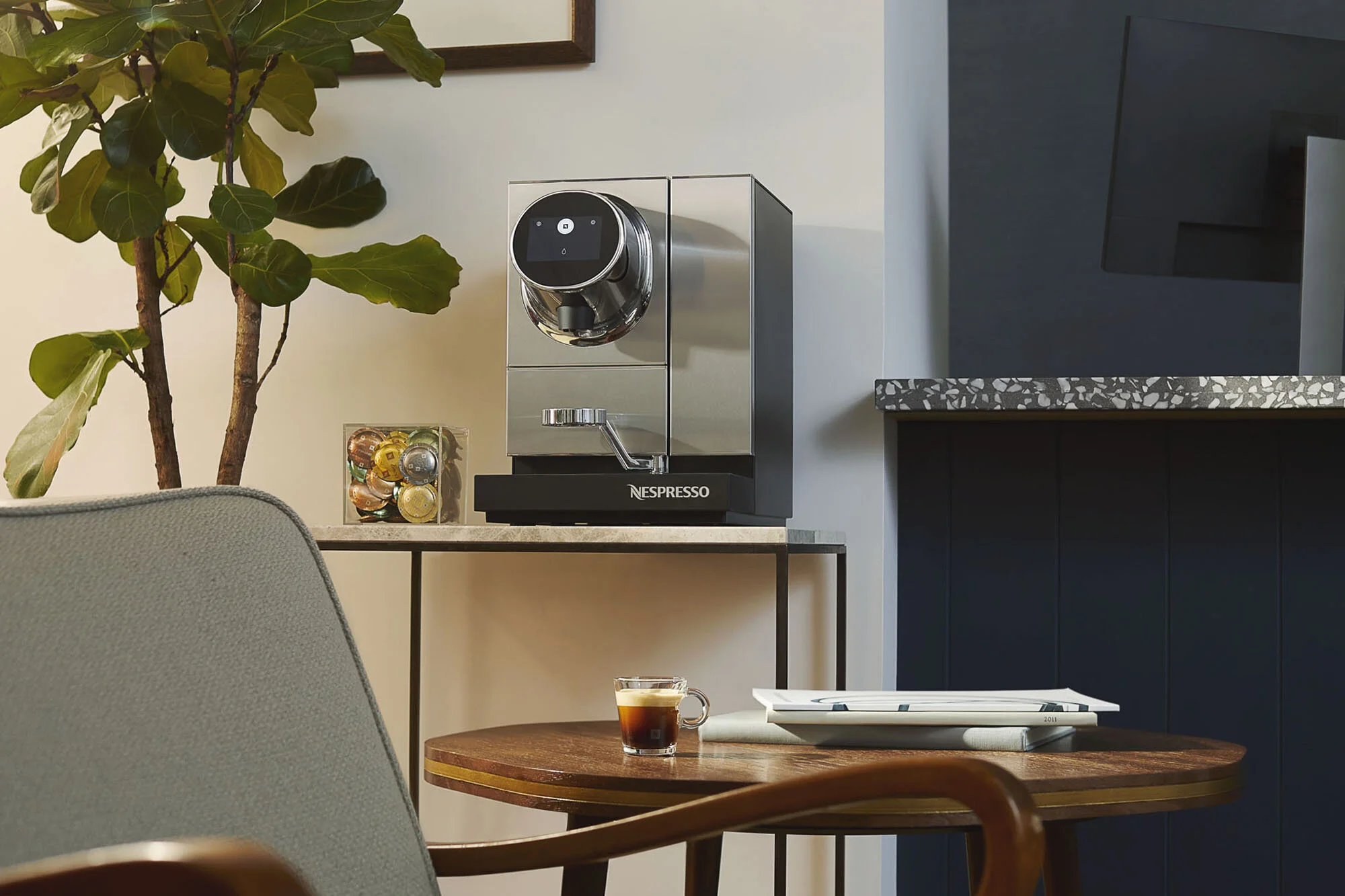 Nespresso_Still_Asset_20_Hotel_Lobby_Momento_100_Still_Life.jpg