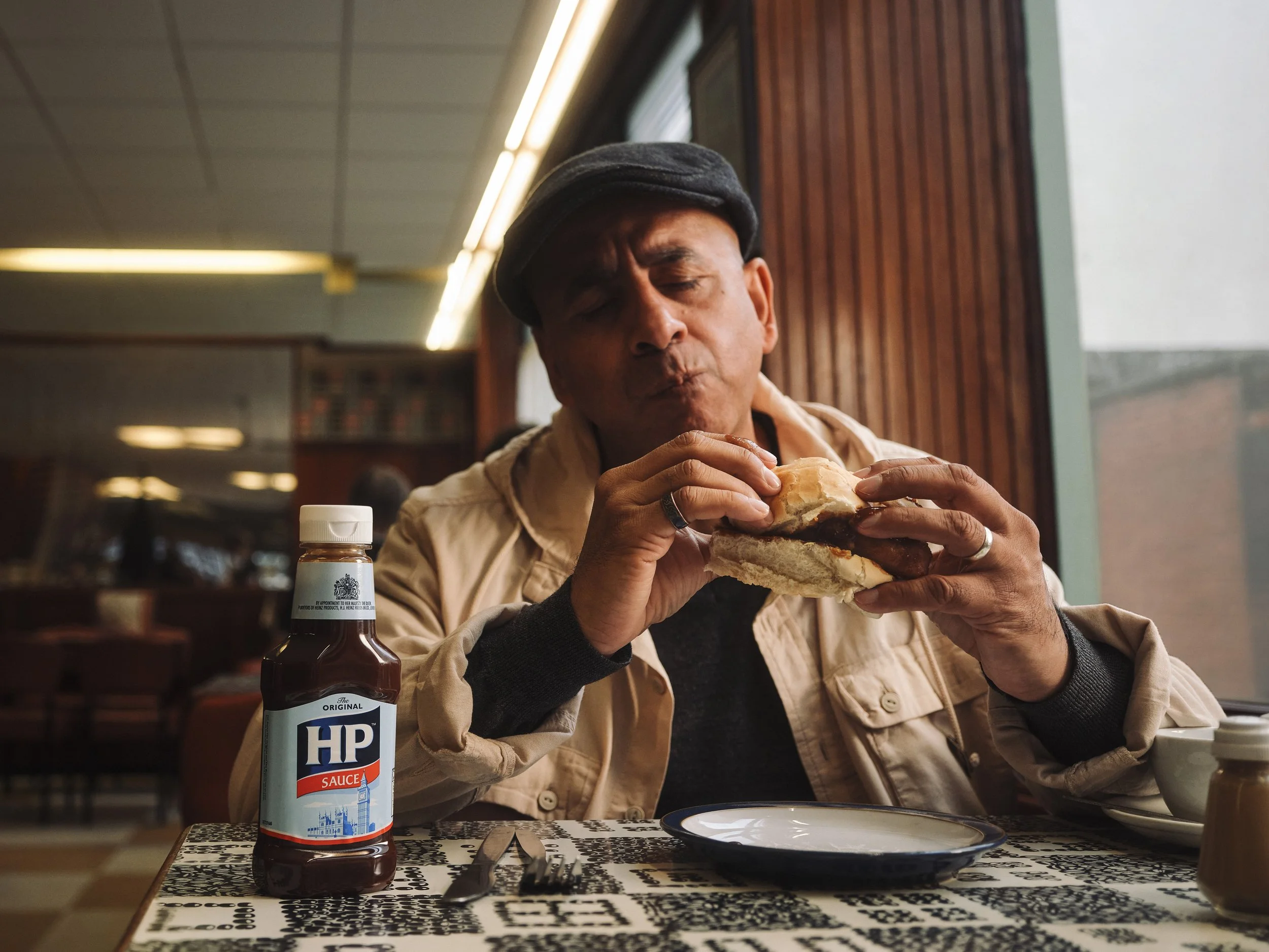 KARDOMAH_CAFE_SHOT_06_HP_PROUDLY_SERVED_0439_V1RGB copy.jpg