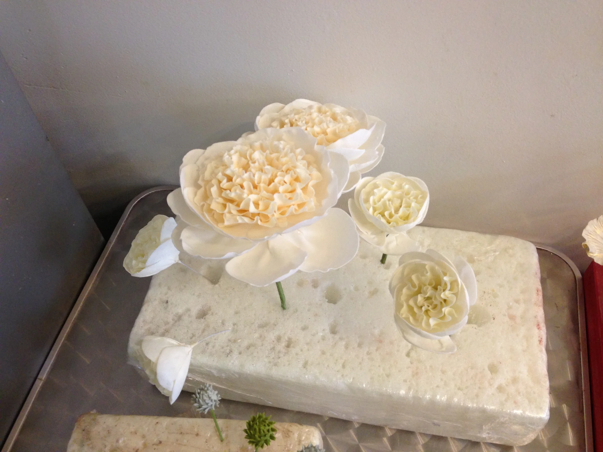 A glimpse inside the work room, my favorite flower, the Peony, in sugar simply heaven!